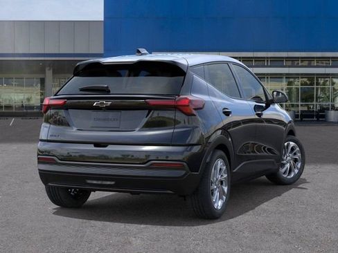 New 2027 Chevrolet Bolt LT w/ Comfort Package FWD image 4