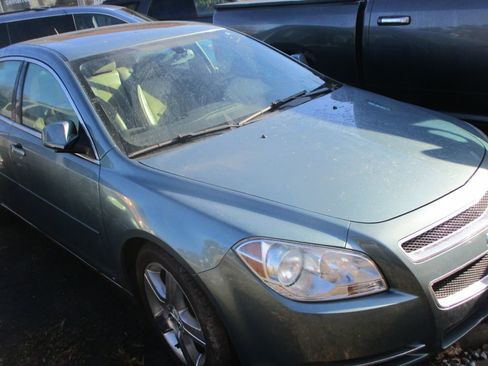 Used 2009 Chevrolet Malibu LT w/ HFV6 Engine Package image 1