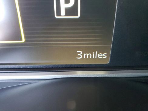 New 2025 Nissan Versa SV w/ Trunk Package image 6