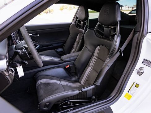 Used 2018 Porsche 911 GT3 image 23