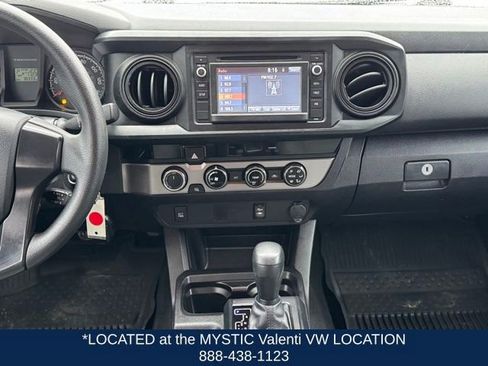 Used 2016 Toyota Tacoma SR w/ Towing Package image 17