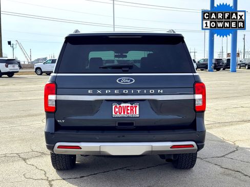 Used 2024 Ford Expedition XLT image 7