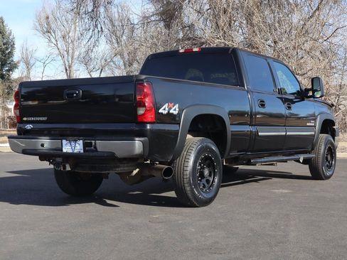 Used 2007 Chevrolet Silverado 2500 LT w/ Heavy-Duty Power Package image 5