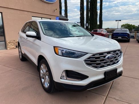 Used 2023 Ford Edge Titanium AWD/4WD image 12