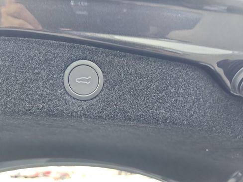 Used 2024 Tesla Model 3 Standard Range image 17