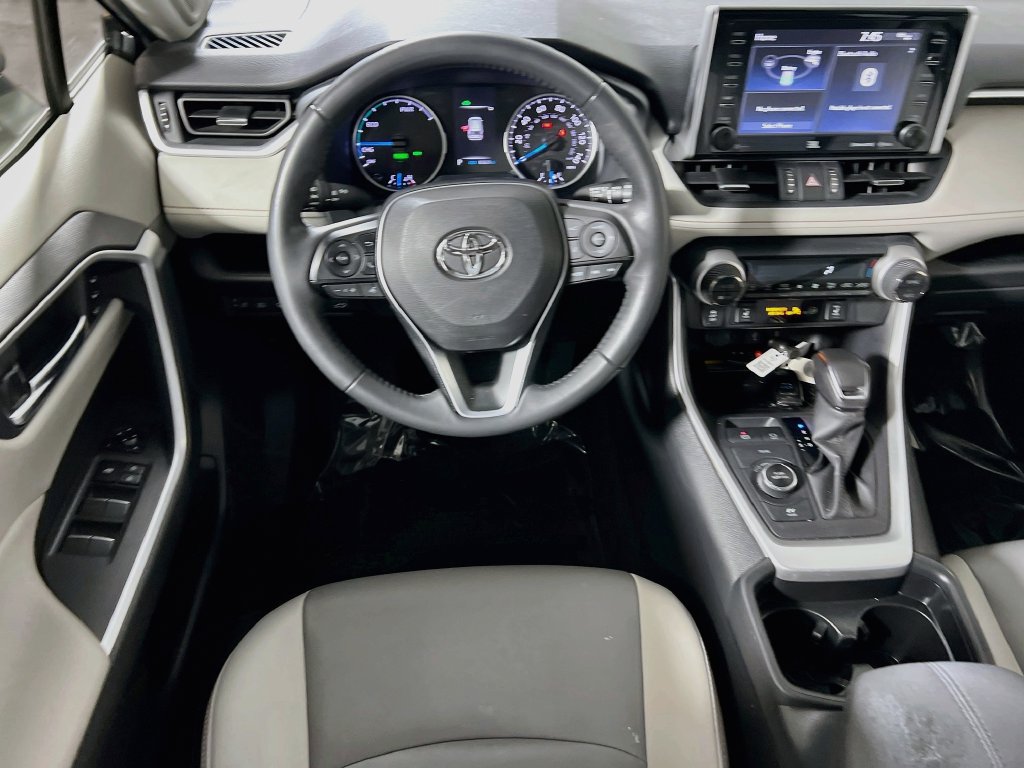 Certified 2021 Toyota RAV4 XLE Premium AWD/4WD image 19