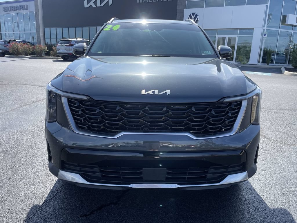 Certified 2024 Kia Sorento S AWD/4WD image 2