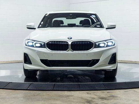 Certified 2025 BMW 330i xDrive Sedan w/ Premium Package image 5