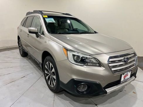 Used 2016 Subaru Outback 2.5i Limited image 2