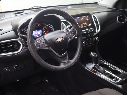 Used 2020 Chevrolet Equinox LT image 17