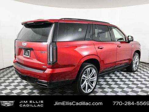 Used 2025 Cadillac Escalade Sport Platinum w/ LPO, Floor Liner Package image 33