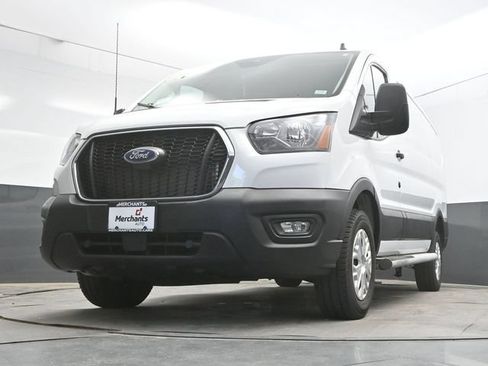 Used 2025 Ford Transit 250 Low Roof w/ Exterior Upgrade Package RWD image 39