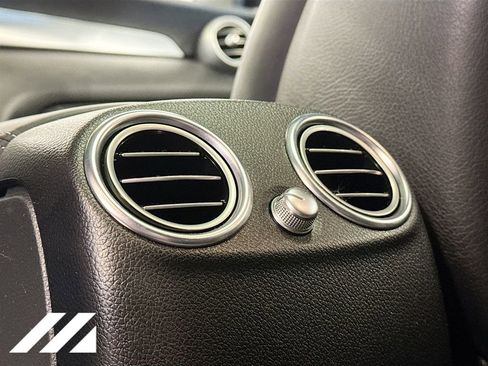 Used 2017 Mercedes-Benz GLC 300 4MATIC image 28