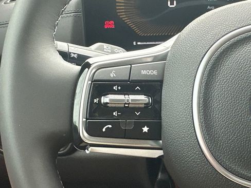 New 2026 Kia Carnival EX FWD image 28