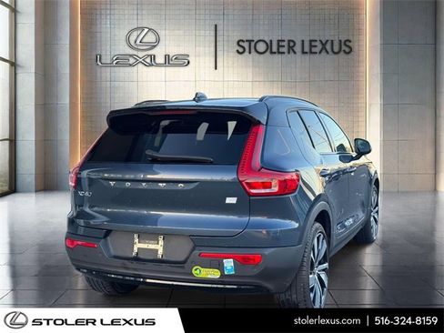 Used 2022 Volvo XC40 P8 Recharge Ultimate image 6