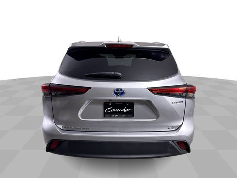 Used 2022 Toyota Highlander XLE image 52