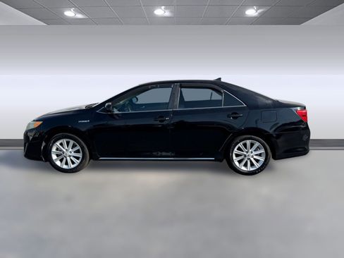 Used 2012 Toyota Camry XLE image 2