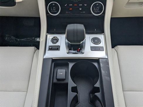 New 2026 Jaguar F-PACE R-Dynamic S image 19