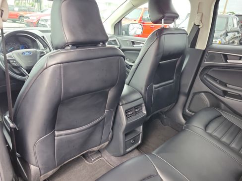 Used 2023 Ford Edge SEL image 11
