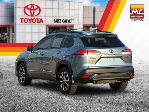 Used 2024 Toyota Corolla Cross AWD Hybrid image 3