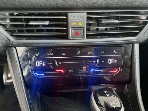 Used 2025 Volkswagen Jetta Sport FWD image 23