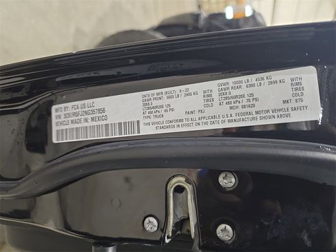 Used 2022 RAM 2500 Laramie w/ Night Edition image 35