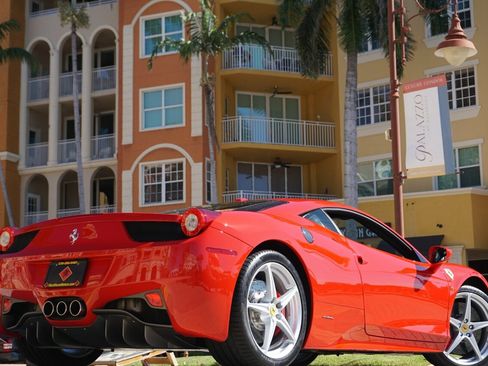 Used 2013 Ferrari 458 Italia Coupe image 56