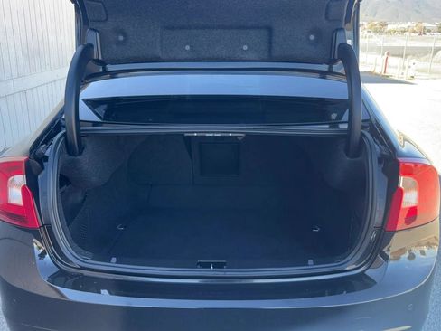 Used 2017 Volvo S60 T5 Dynamic w/ Vision Package image 15