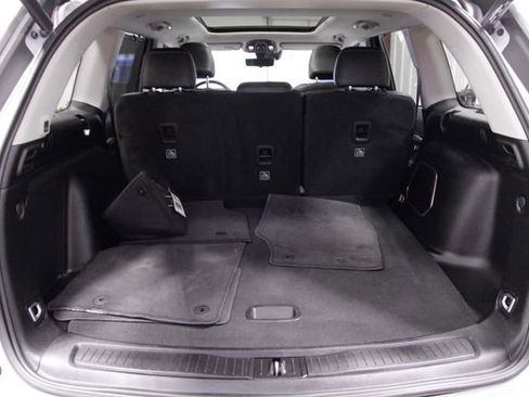 Used 2023 Jeep Grand Cherokee 4WD 4xe w/ Luxury Tech Group II image 22