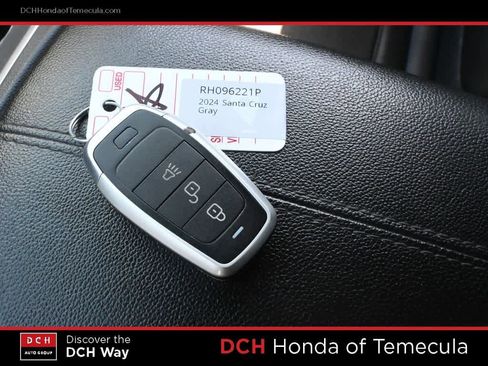 Used 2024 Hyundai Santa Cruz Night AWD/4WD image 15