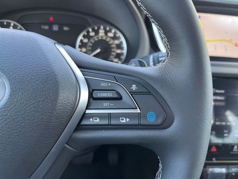 New 2025 INFINITI QX50 Sport image 17