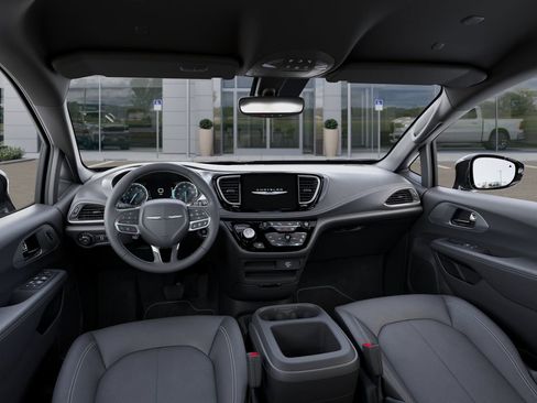 New 2026 Chrysler Pacifica Select image 15