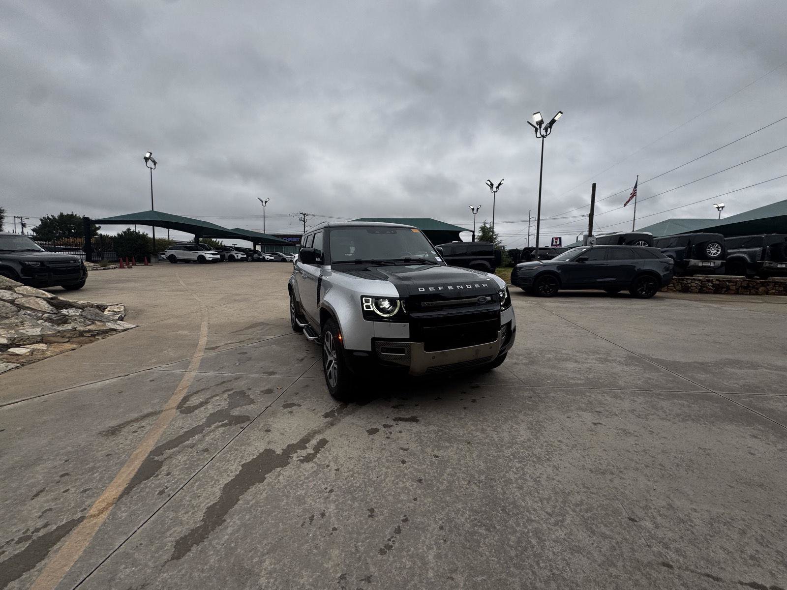 Certified 2021 Land Rover Defender 110 X AWD/4WD image 11