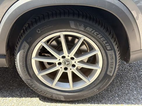 Used 2024 Mercedes-Benz GLE 350 4MATIC image 4