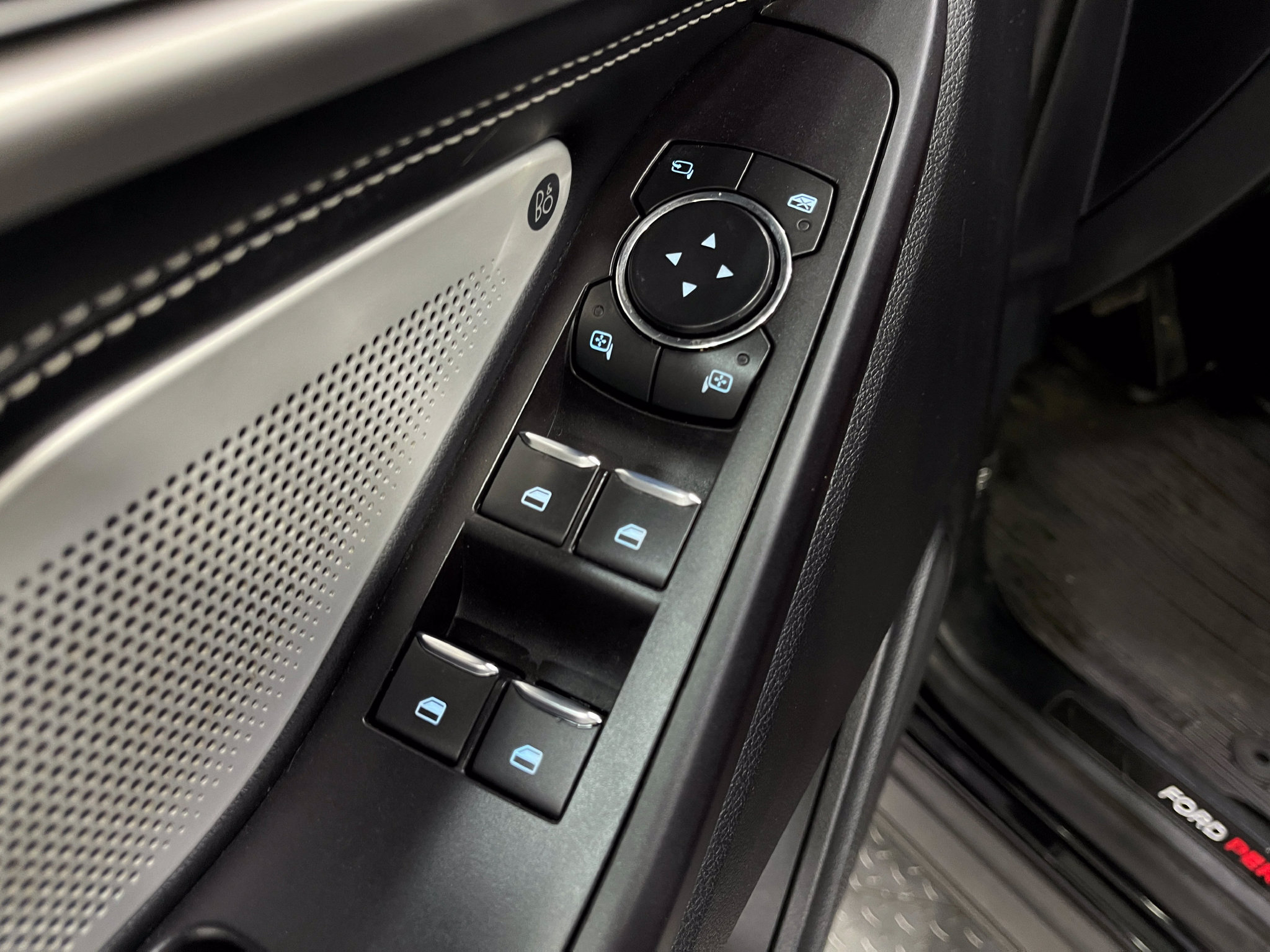 Used 2020 Ford Explorer ST w/ Premium Technology Package AWD/4WD image 16
