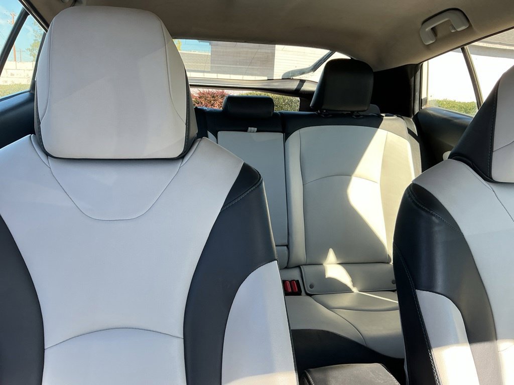 Used 2022 Toyota Prius XLE AWD/4WD image 21