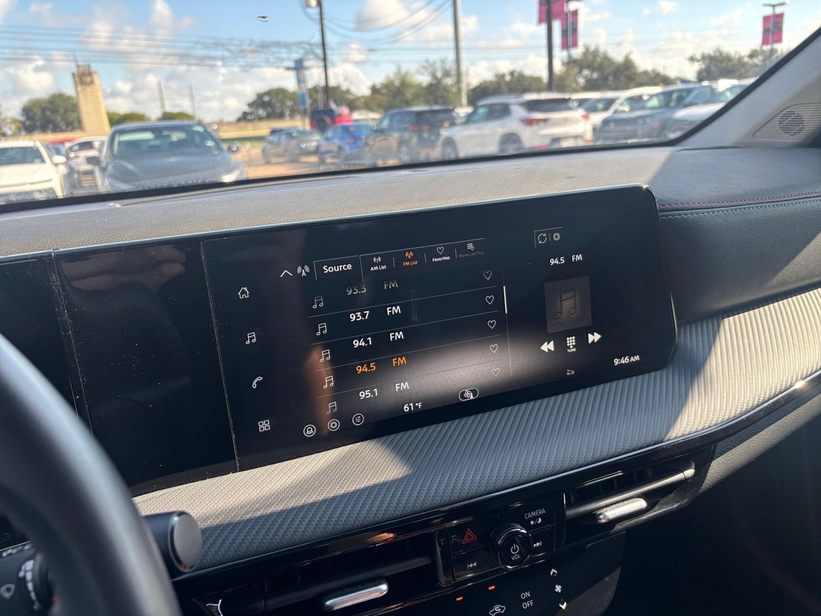 Used 2026 Nissan Kicks SR AWD/4WD image 19
