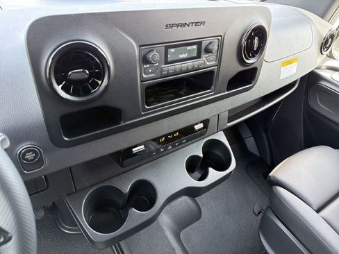 New 2026 Mercedes-Benz Sprinter 4500 image 22