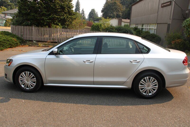 Used 2014 Volkswagen Passat 2.5 S FWD image 12