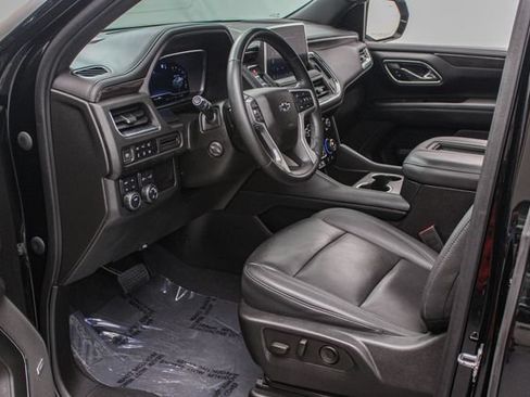 Used 2023 Chevrolet Tahoe Z71 w/ Luxury Package AWD/4WD image 17