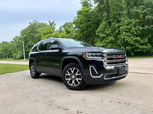 Used 2023 GMC Acadia SLE w/ Driver Convenience Package FWD image 1