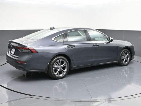 Used 2023 Honda Accord EX image 53