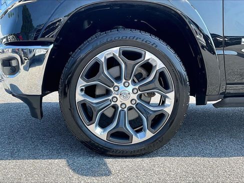 Used 2019 RAM 1500 Limited AWD/4WD image 8