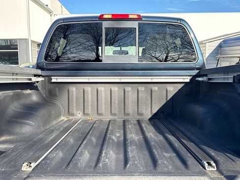 Used 2017 Nissan Frontier SV w/ SV Value Truck Package image 10