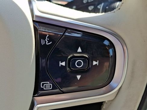 Certified 2023 Volvo XC60 B5 Plus w/ Climate Package AWD/4WD image 24