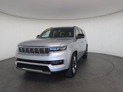 Used 2023 Jeep Grand Wagoneer Series III image 32