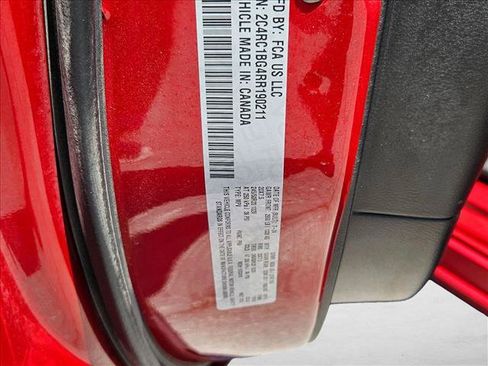 Used 2024 Chrysler Pacifica Touring-L w/ S Appearance Package FWD image 24