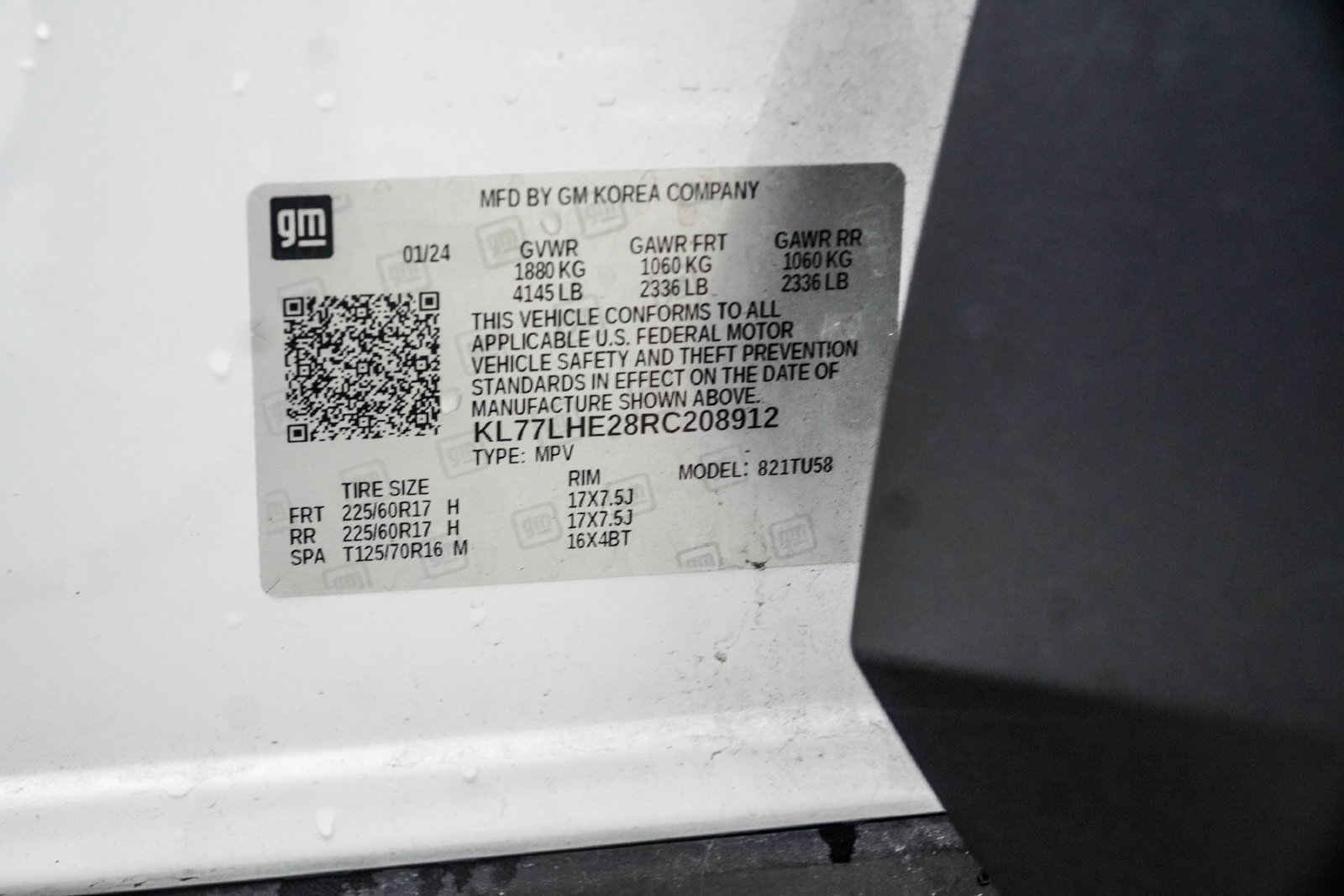 Used 2024 Chevrolet Trax LT w/ Driver Confidence Package FWD image 41