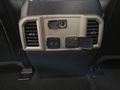 Used 2019 Ford F250 Lariat w/ Lariat Ultimate Package image 82