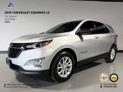 Used 2019 Chevrolet Equinox LS FWD image 1